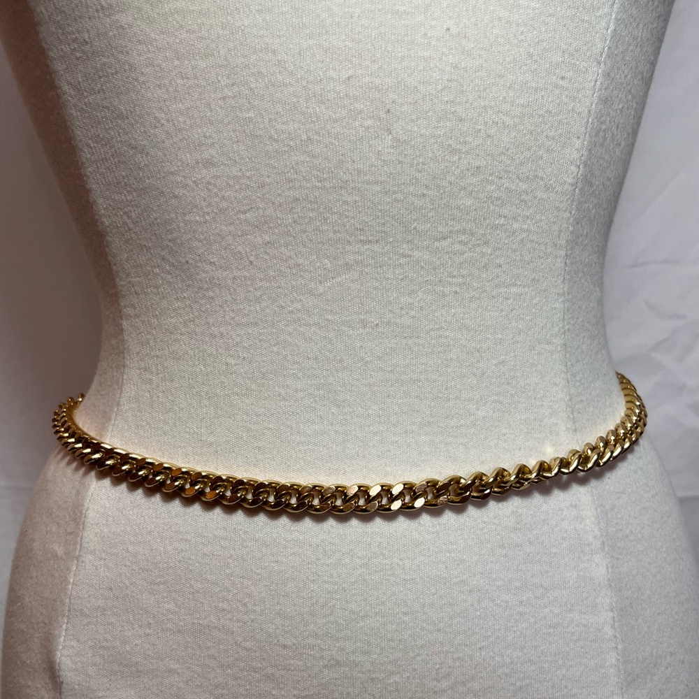 Gold Toned Vintage Thick Chain Belt